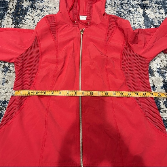 Chico’s Red Resort Mesh Lightweight Hooded Zip-Up Jacket Size Medium - Picture 9 of 10
